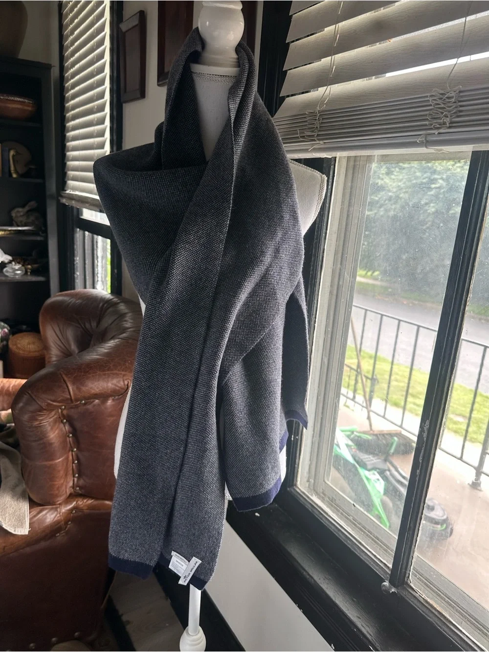 Peter Millar made in Italy wool and cashmere blend Knit Scarf with Navy Border